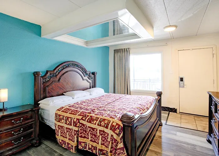 Motel O Miami & Chicago Midway Airport 2*