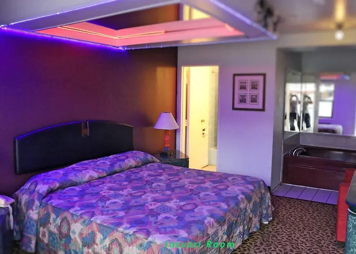 O Miami & Chicago Midway Airport Motel 2*
