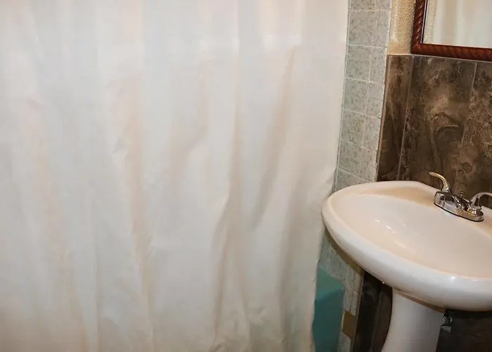 O Miami & Chicago Midway Airport Motel 2*